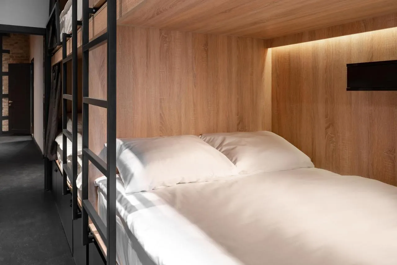 Globe Runner Hostel Kyiv