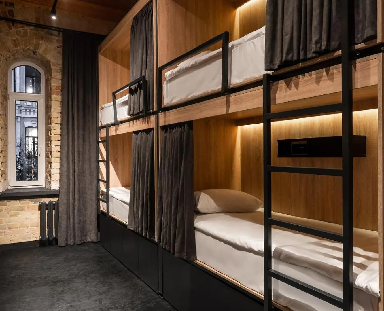 Globe Runner Hostel Kyiv