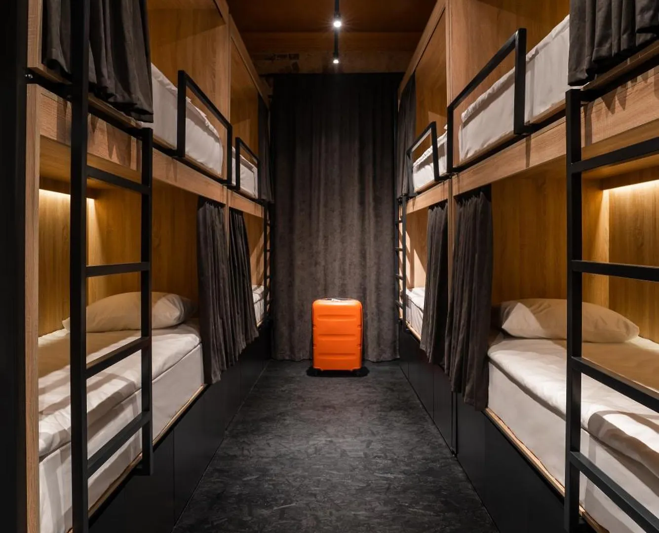 Globe Runner Hostel Kyiv