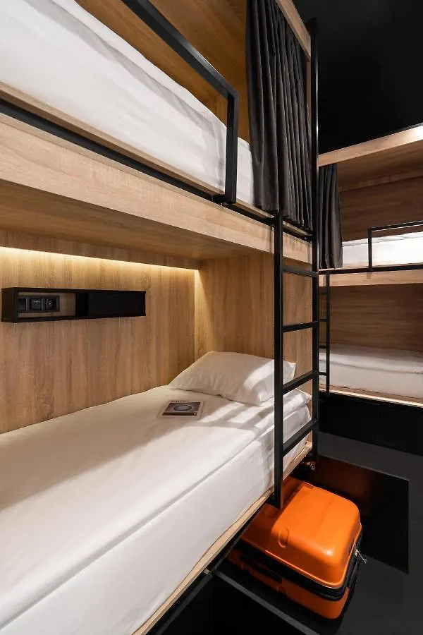 Globe Runner Hostel Kiev Ukraine