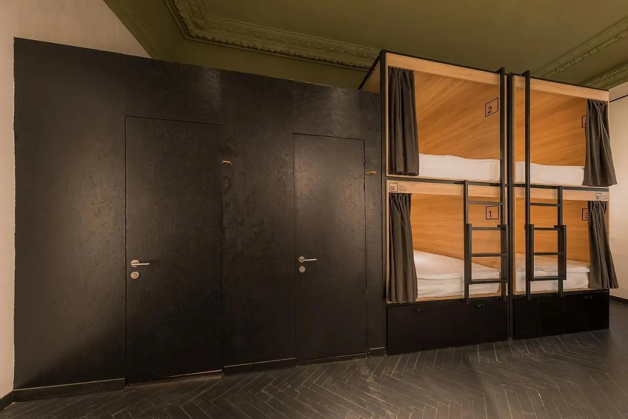 Globe Runner Hostel Kiev
