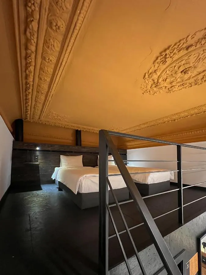 Globe Runner Hostel Kyiv