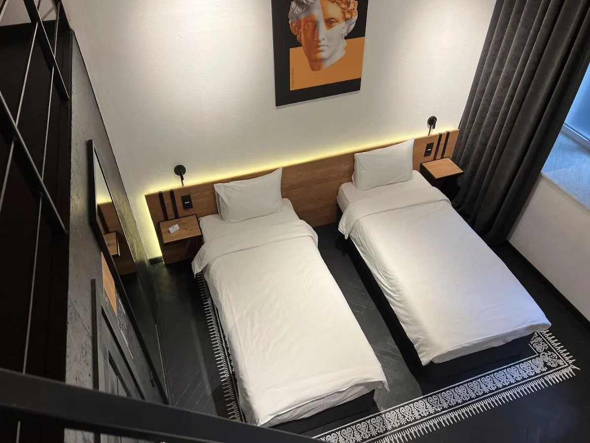 Globe Runner Hostel Kiev