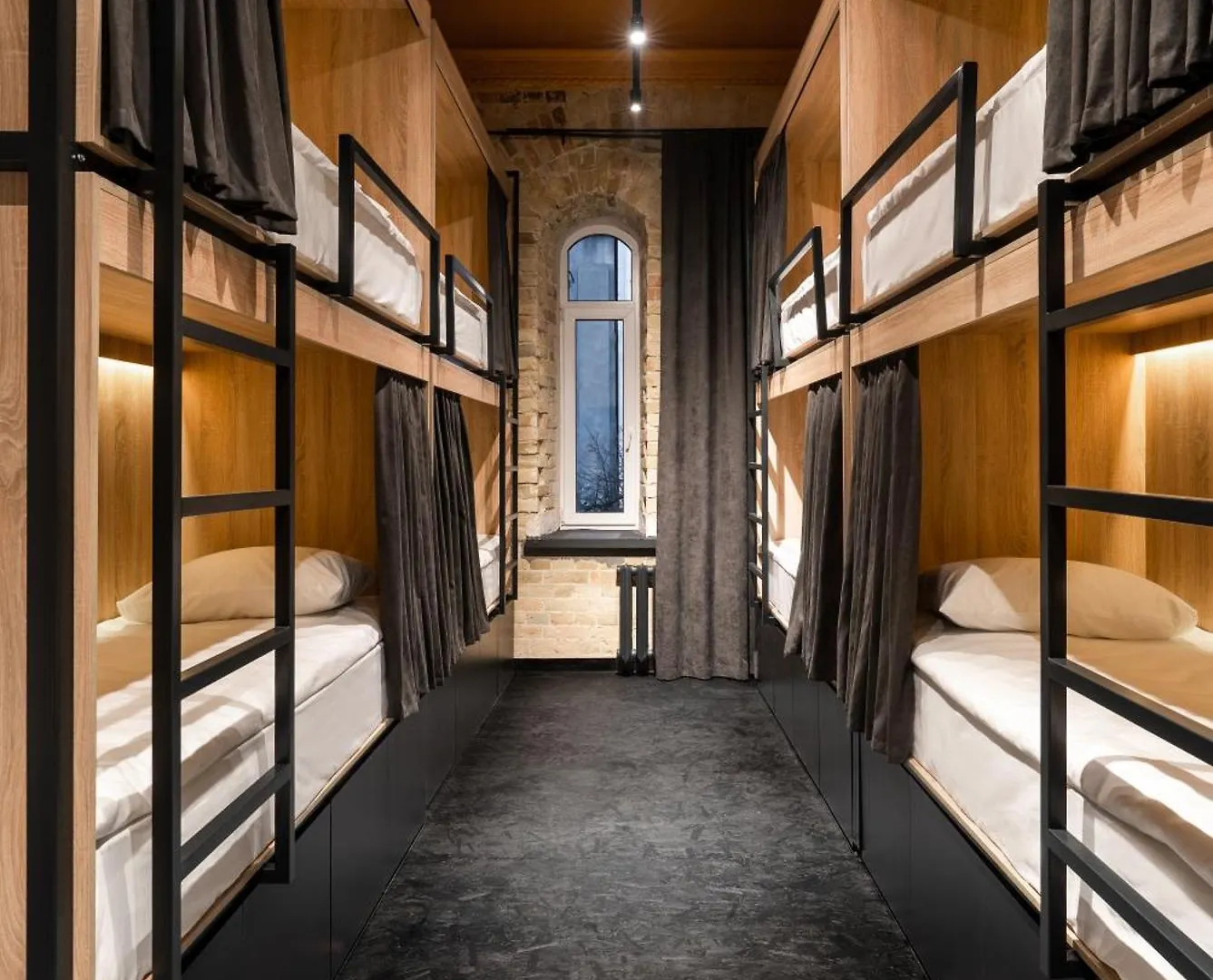 Globe Runner Hostel Kiev Ukraine