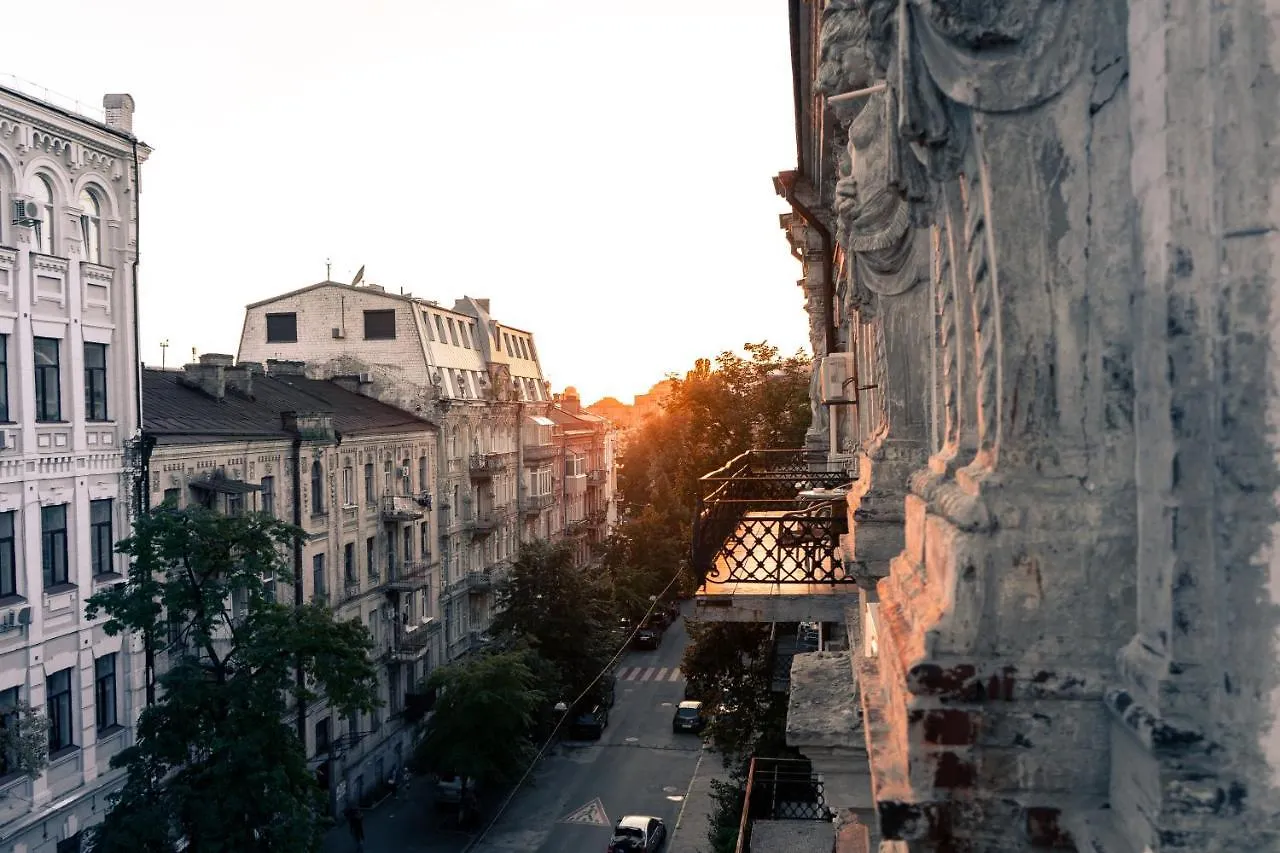 Globe Runner Hostel Kyiv