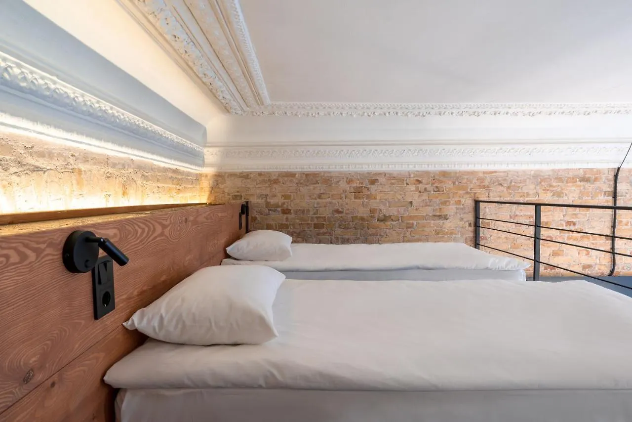 Globe Runner Hostel Kyiv