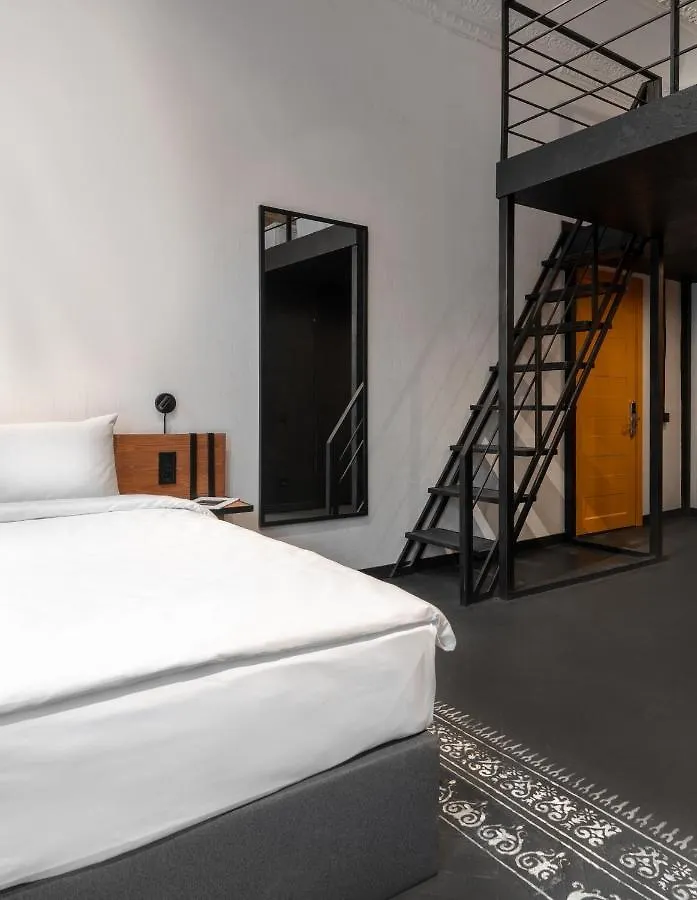 Globe Runner Hostel Kiev